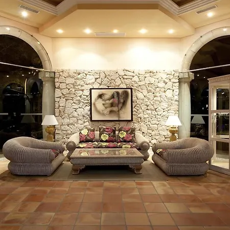 Garden Apart-suites &