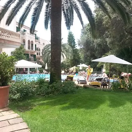 מלון Garden Apart-suites &