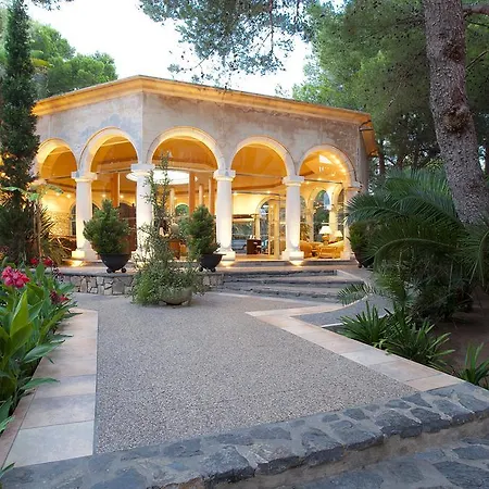 Garden Apart-suites & מלון 5*